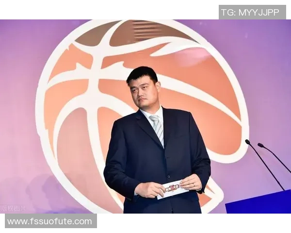 姚明在东西方文化交融中的桥梁角色与影响力探讨