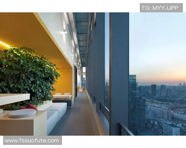 办公室足球明星的职场传奇与团队精神的完美结合