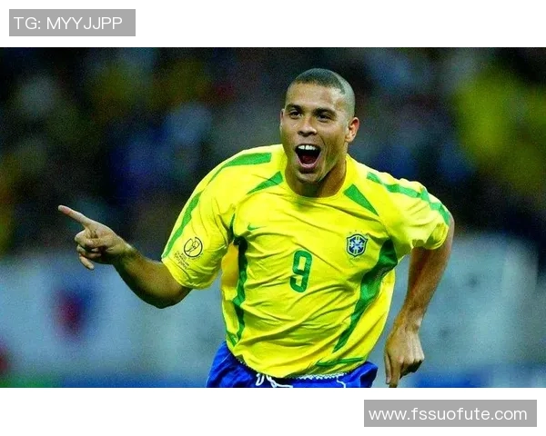 意大利足球明星9号球衣的传奇人物与现代巨星盘点